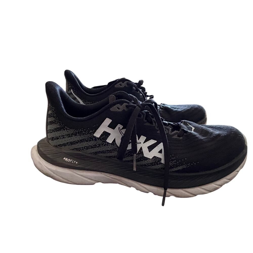Hoka One One womens running shoes Mach 6 black white lightweight gently used 9B